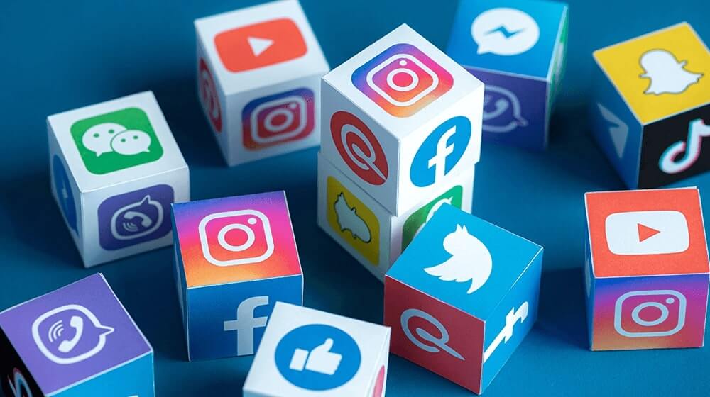 Social Media các nền tảng trực tuyến giúp người dùng tạo nội dung