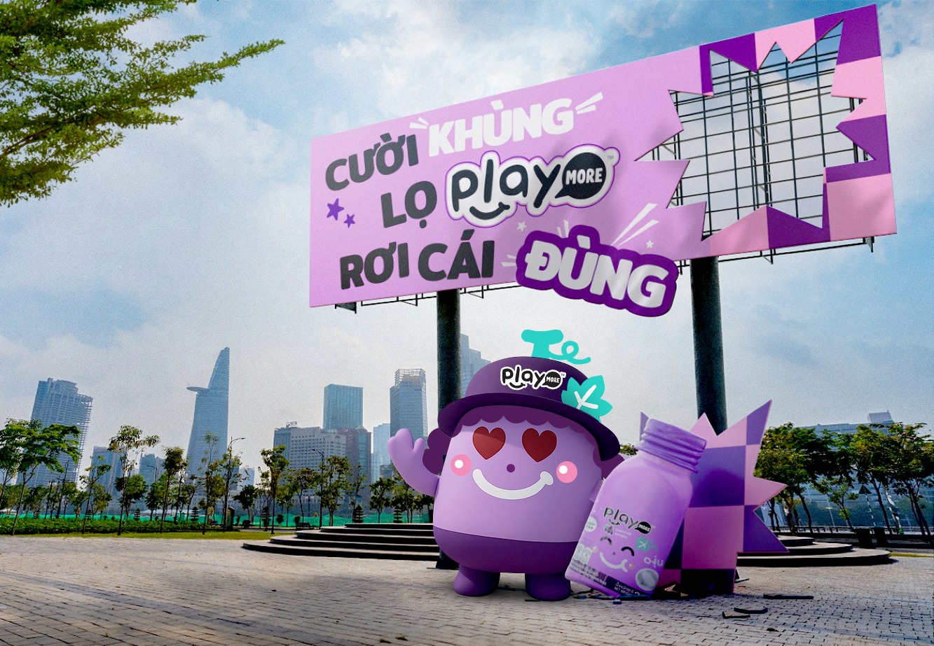 Case Study: Chiến dịch OOH "Kẹo cười rớt cả Billboard" của thương hiệu Playmore 2 Chiến dịch đã khai thác yếu tố hài hước bằng cách thiết kế các billboard độc đáo
