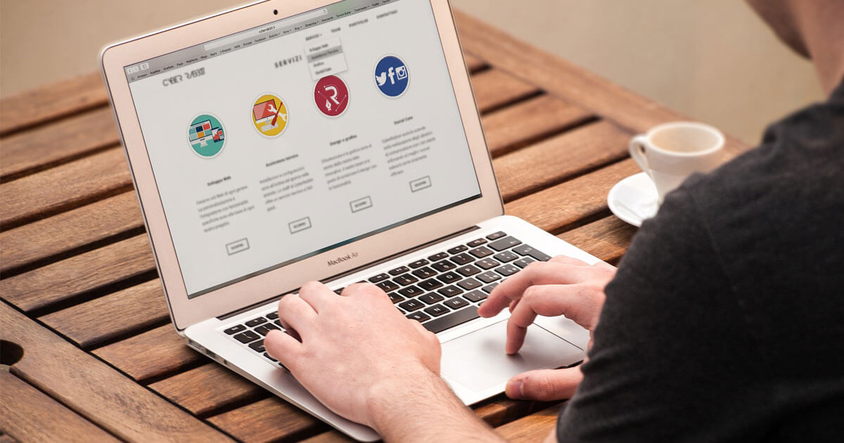 Dịch vụ chăm sóc quản trị Website theo tháng, lên TOP bền vững 2 Website phản ánh hình ảnh chuyên nghiệp và đáng tin cậy của doanh nghiệp